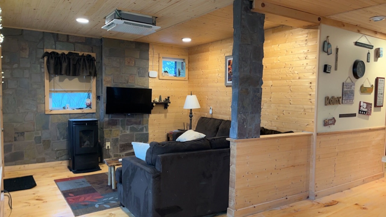 Photo of Livingroom in Crown Point