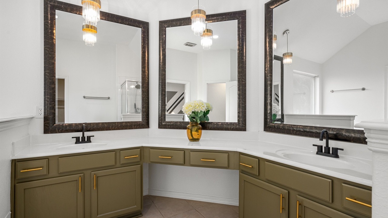 Photo of Bathroom in Klein