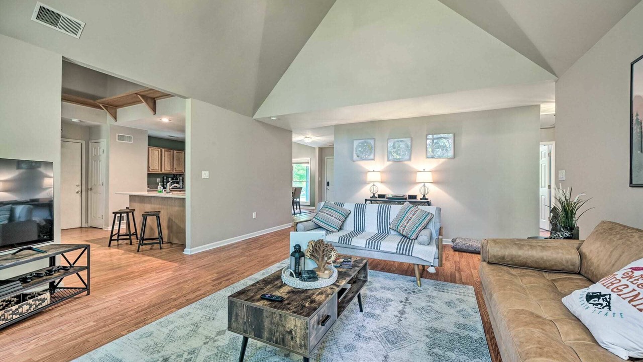Photo of Livingroom in The Woods