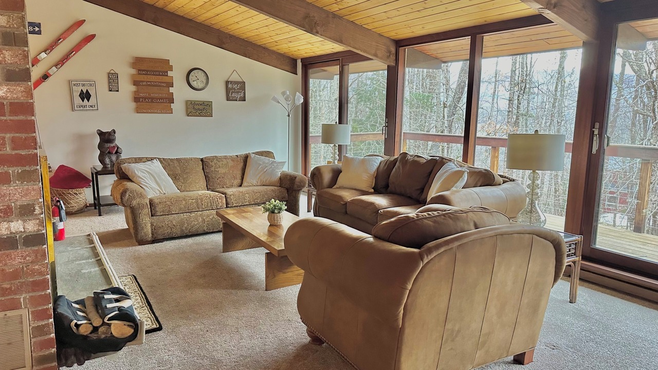 Photo of Livingroom in Stratton and Bromley Ski Areas