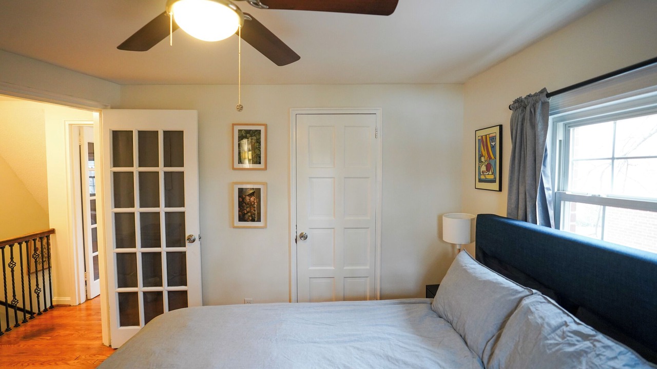 Photo of Bedroom in Del Ray