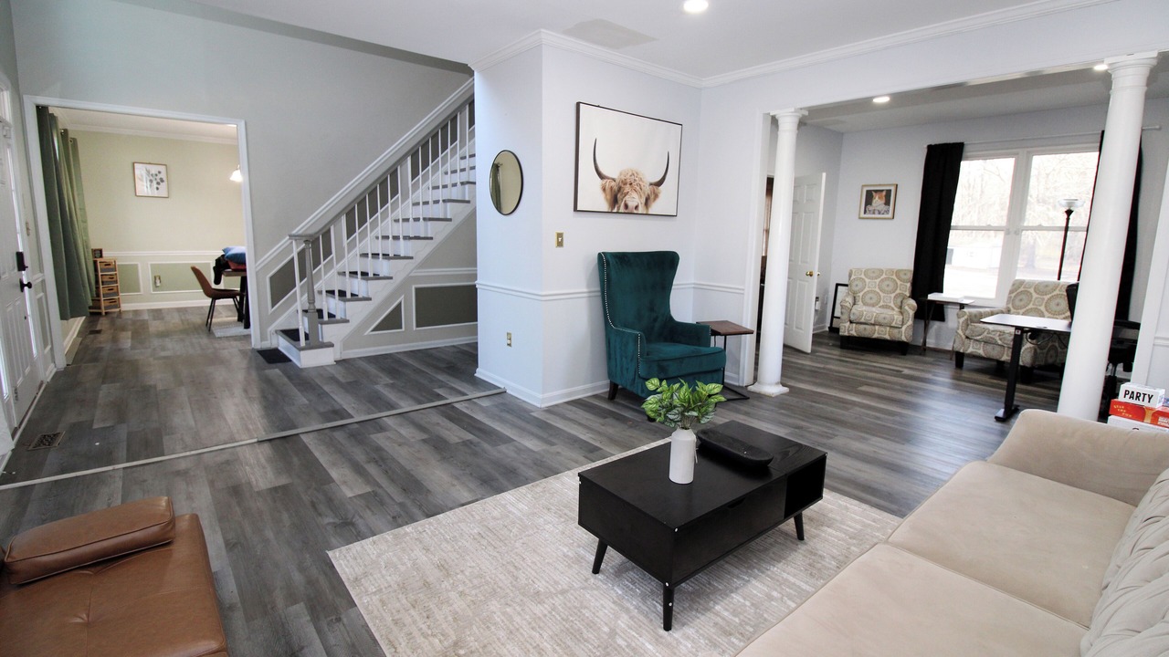 Photo of Livingroom in Upper Marlboro