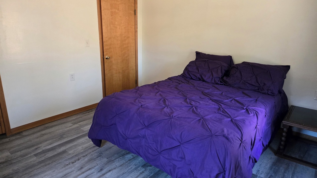 Photo of Bedroom in Cowanesque