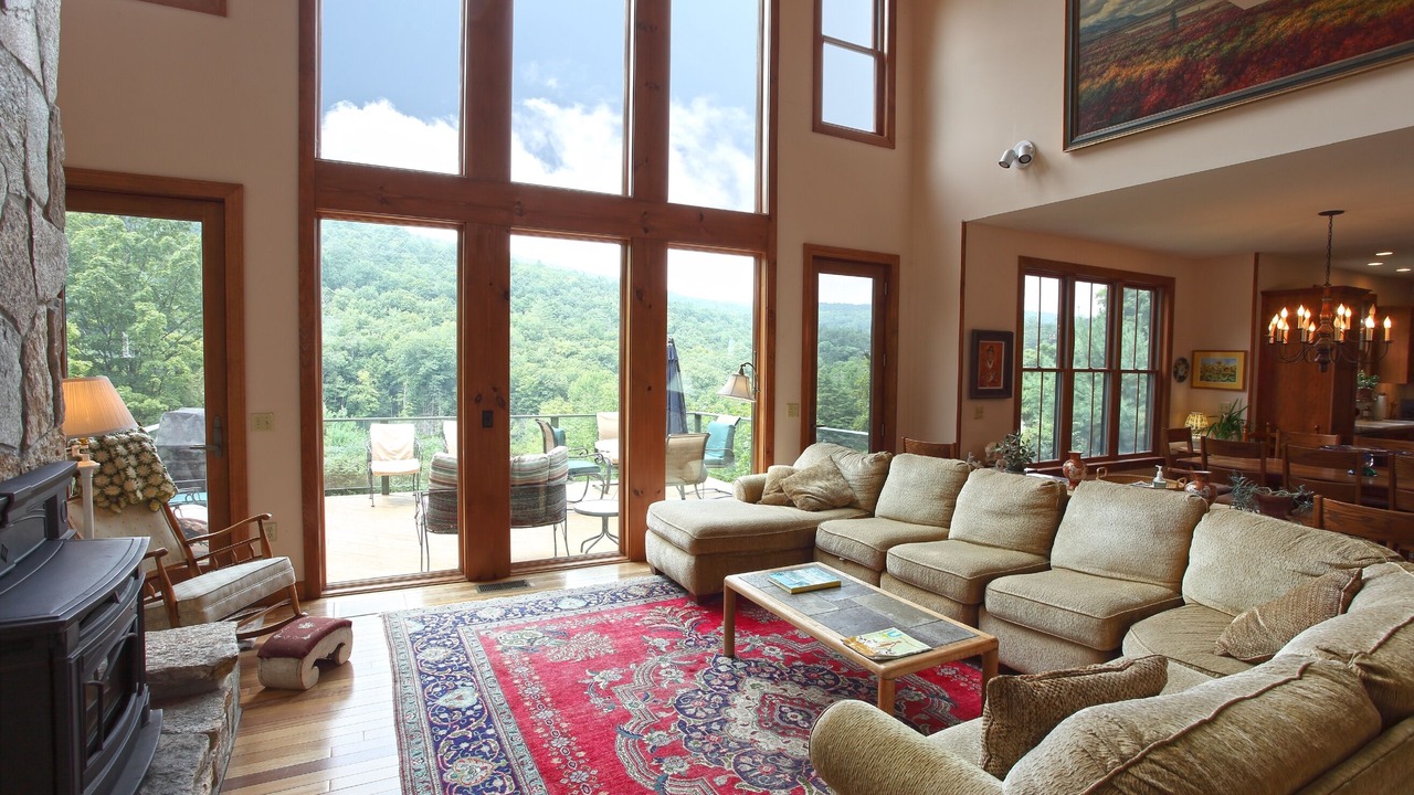 Photo of Livingroom in West Halifax