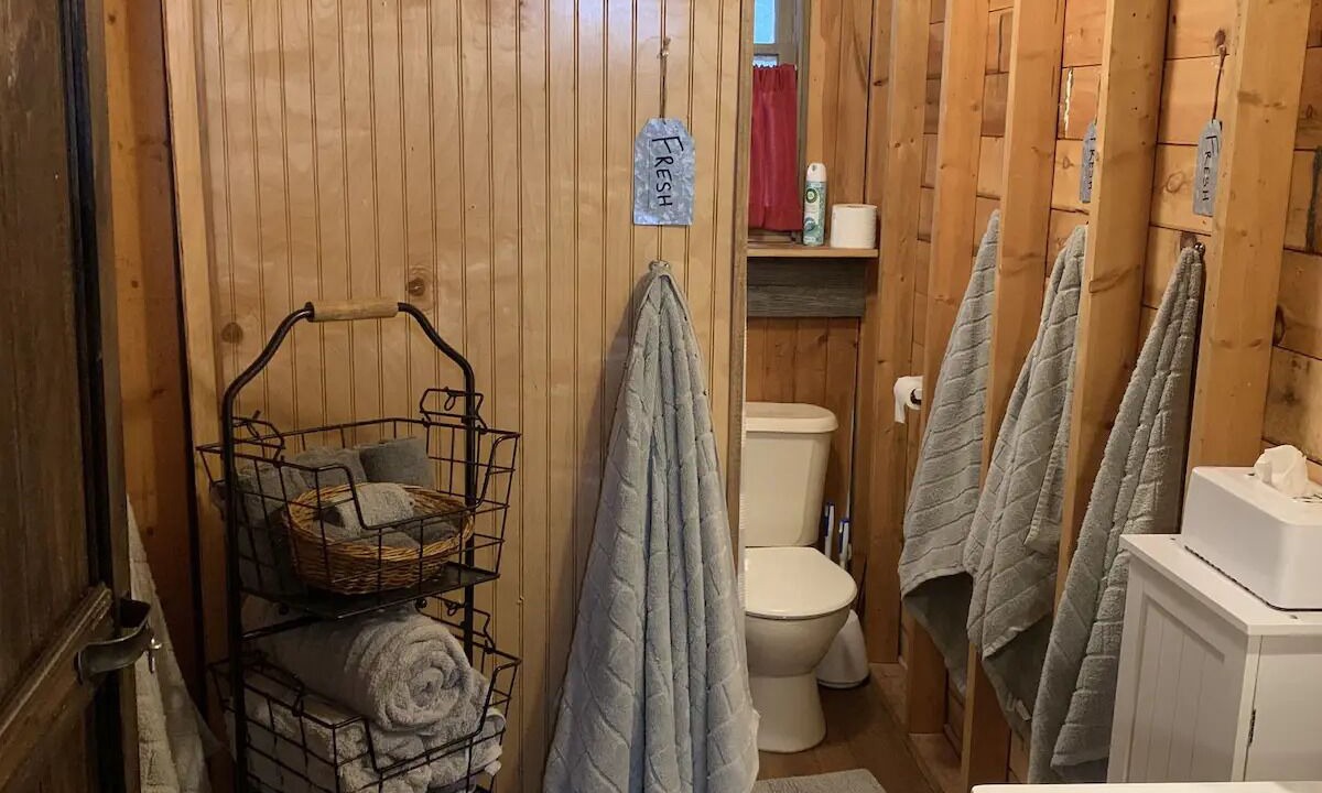 Photo of Bathroom in Town of Macomb
