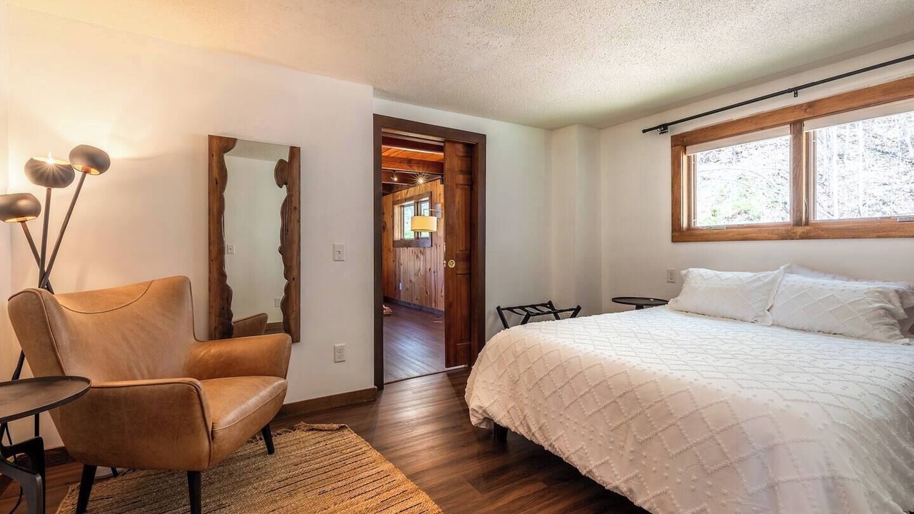 Photo of Bedroom in Wardsboro