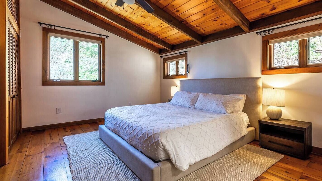 Photo of Bedroom in Wardsboro