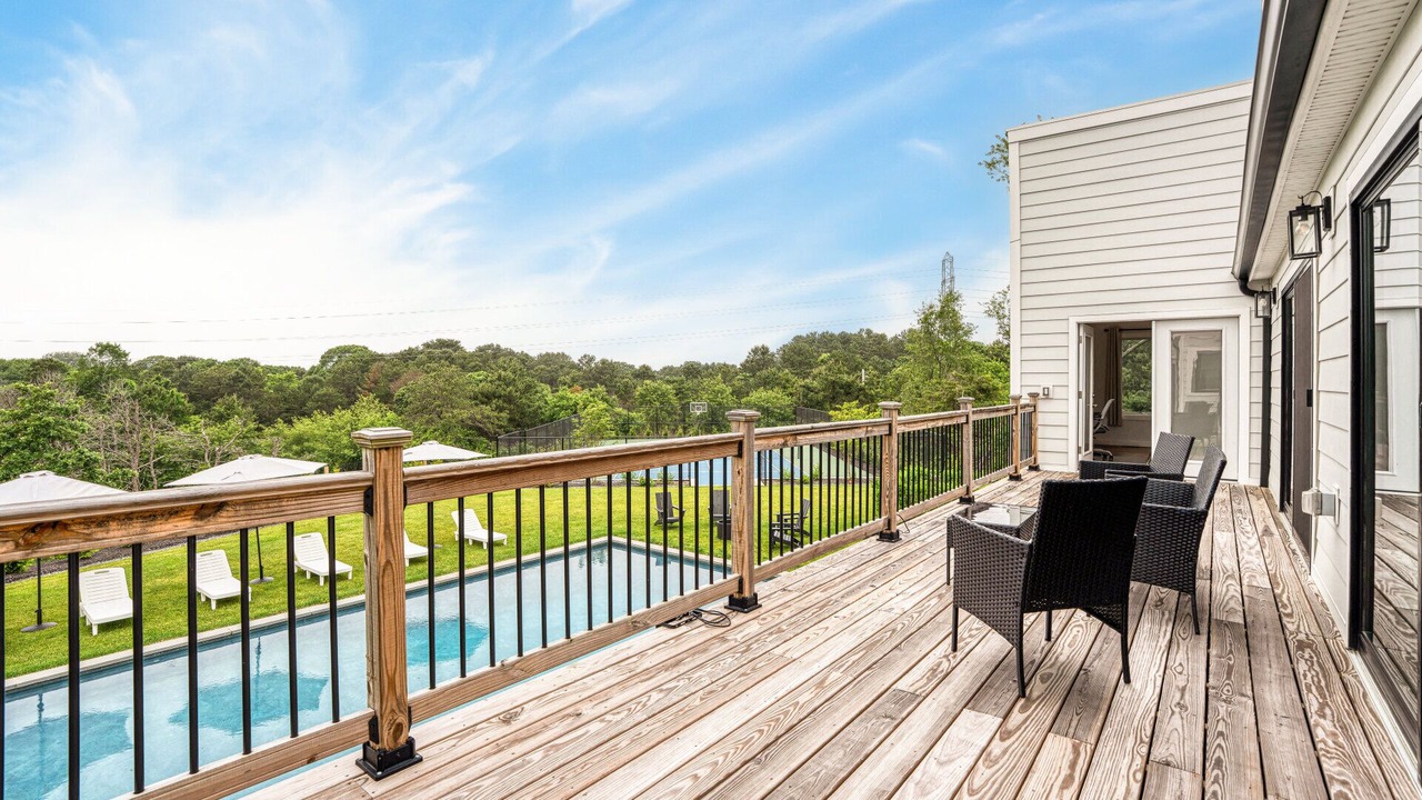 Photo of Patio Balcony in Shinnecock Hills