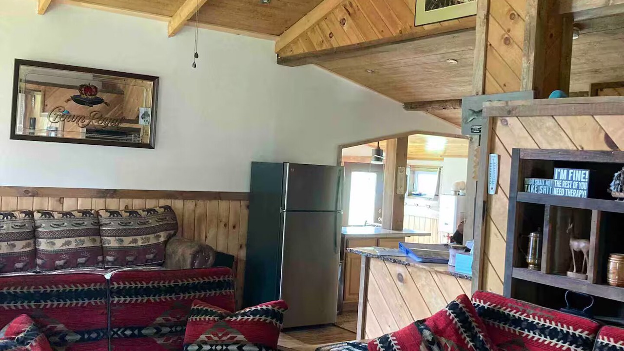 Photo of Livingroom in Port Kent