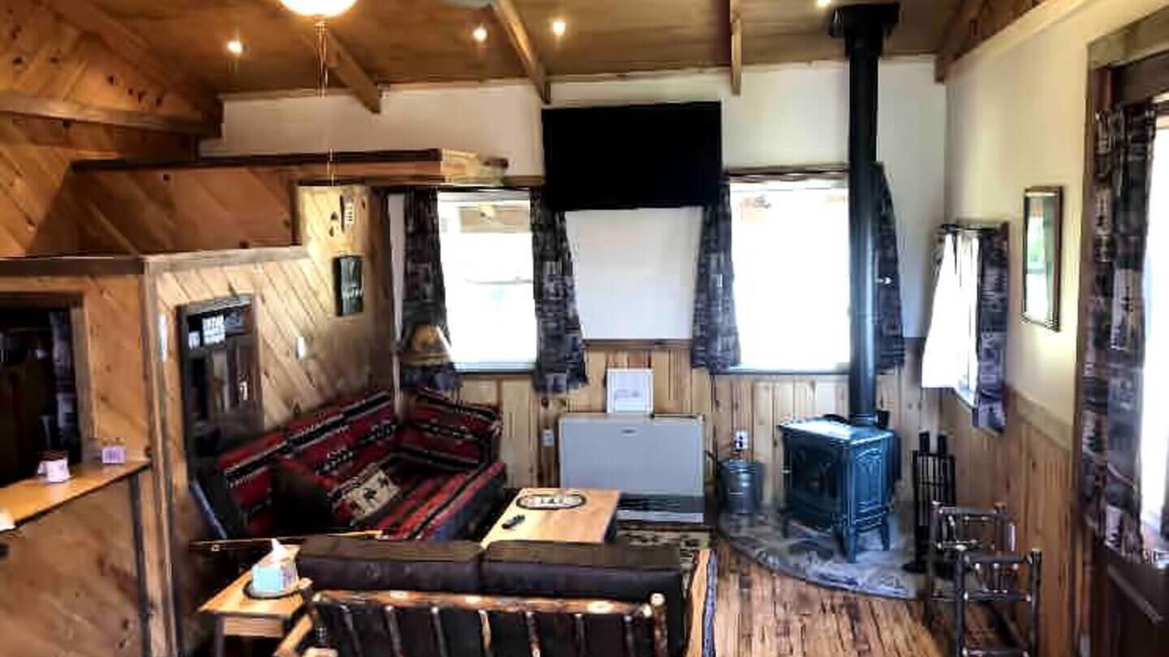 Photo of Livingroom in Port Kent