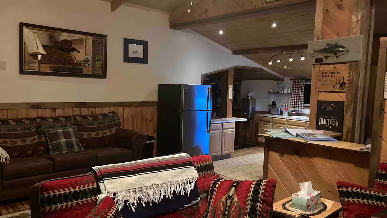 Photo of Livingroom in Port Kent