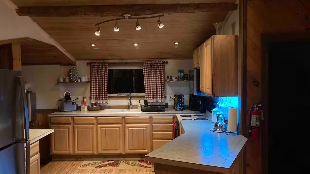 Photo of Kitchen in Port Kent