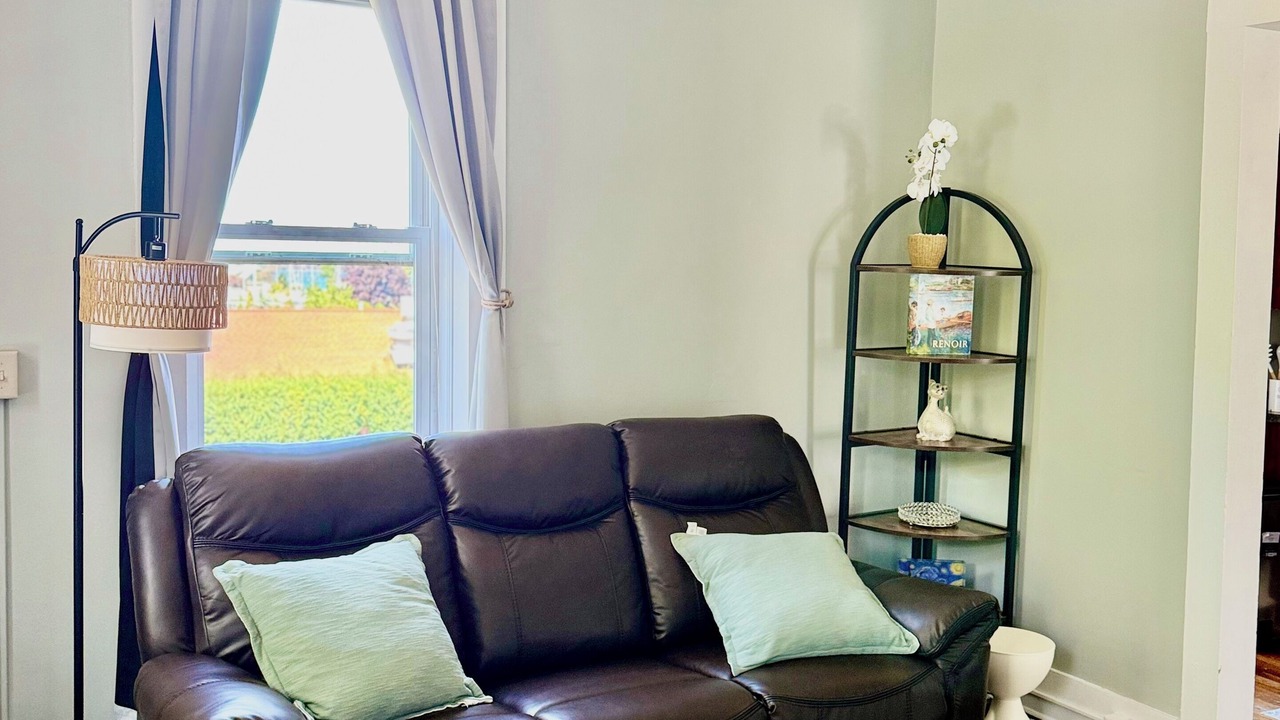 Photo of Livingroom in Sackets Harbor