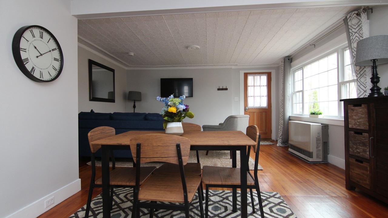 Photo of Livingroom in Wolfeboro