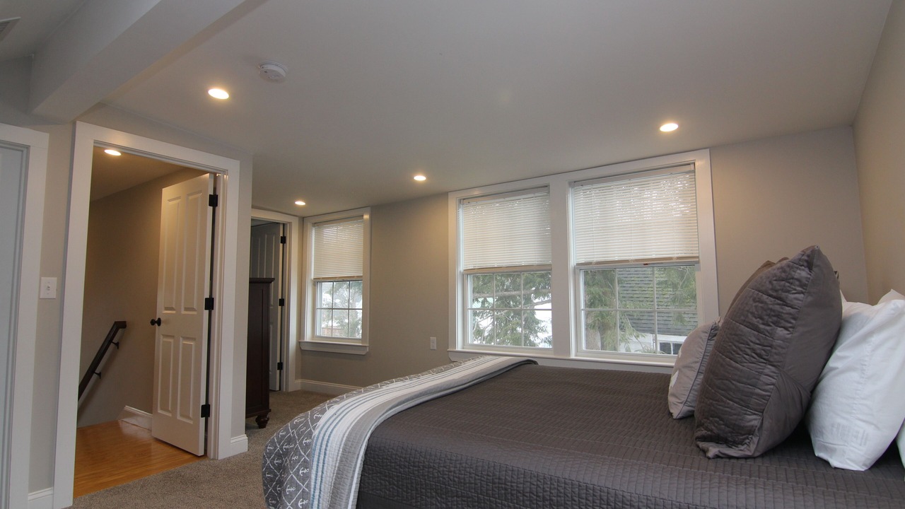 Photo of Bedroom in Wolfeboro