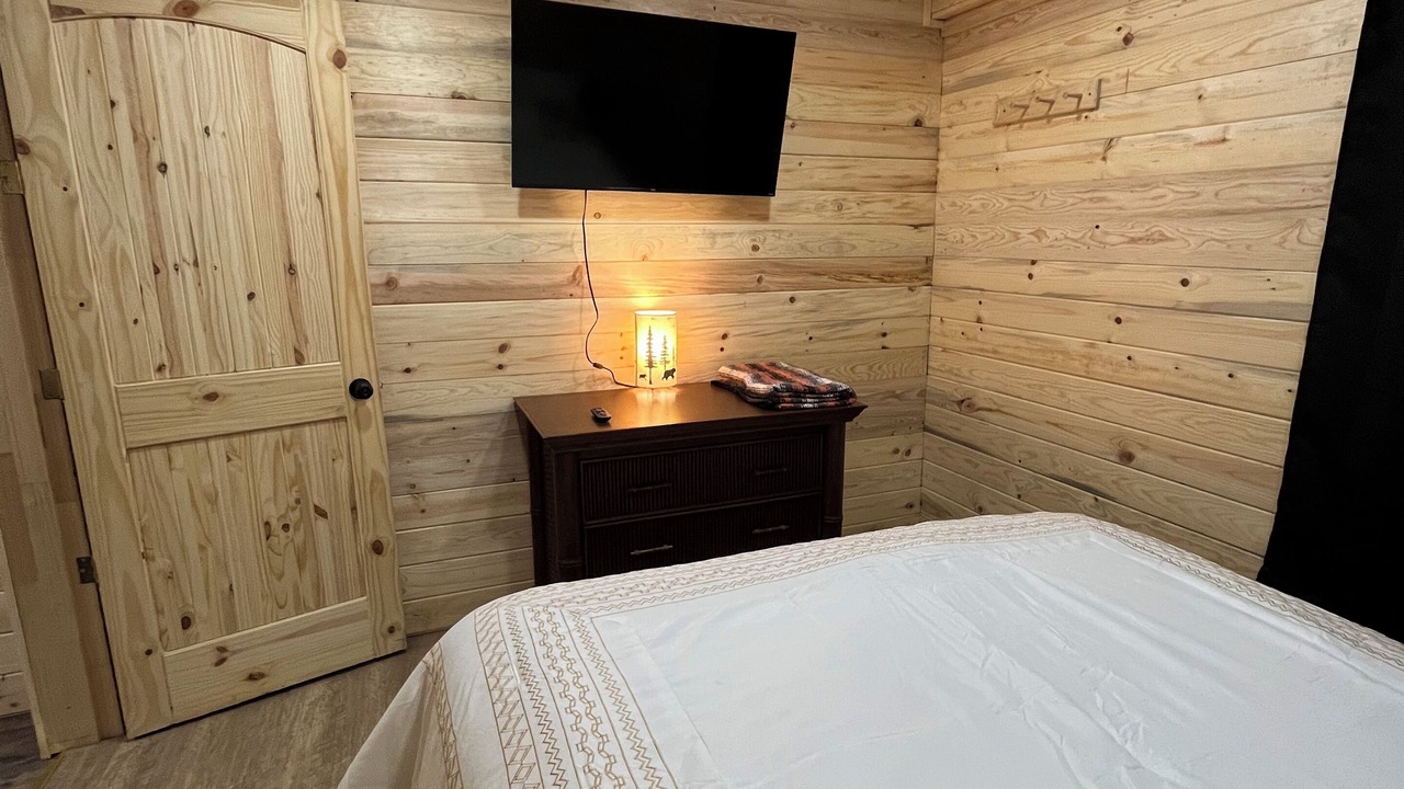 Photo of Bedroom in Omar