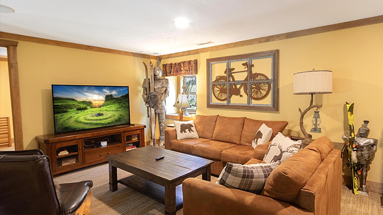 Photo of Livingroom in Snowshoe