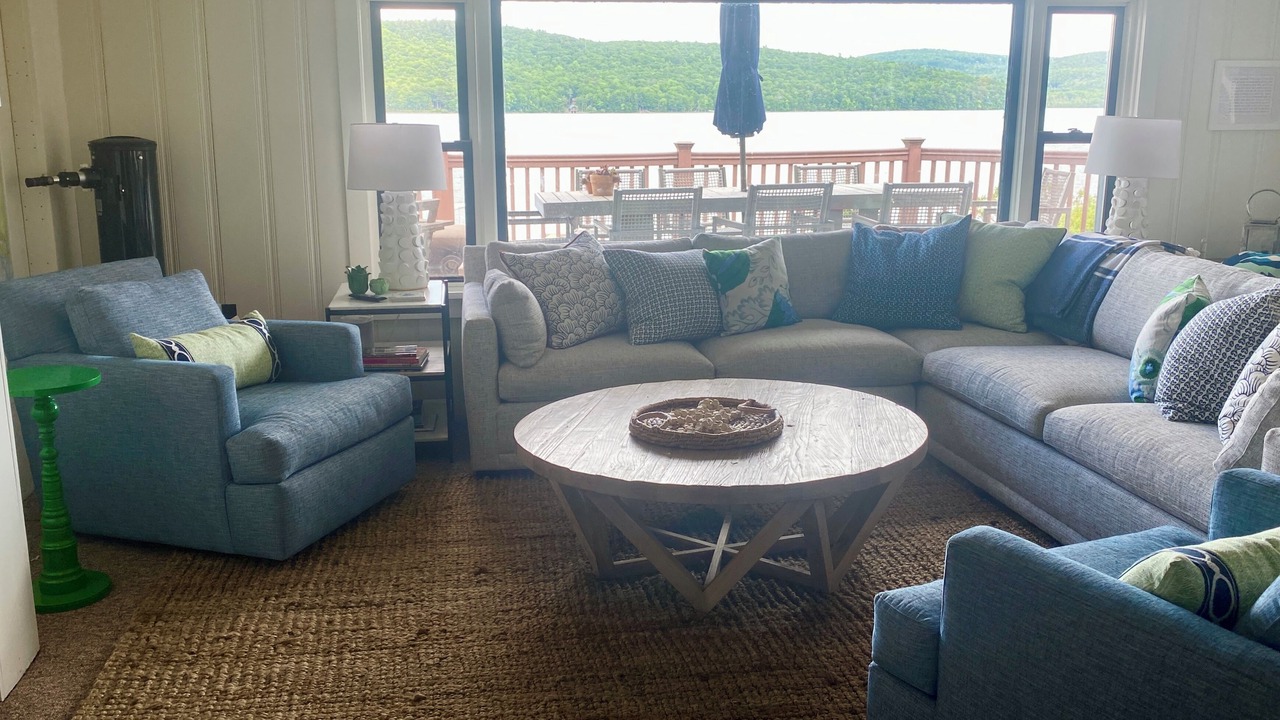 Photo of Livingroom in Cooperstown - Otsego Lake