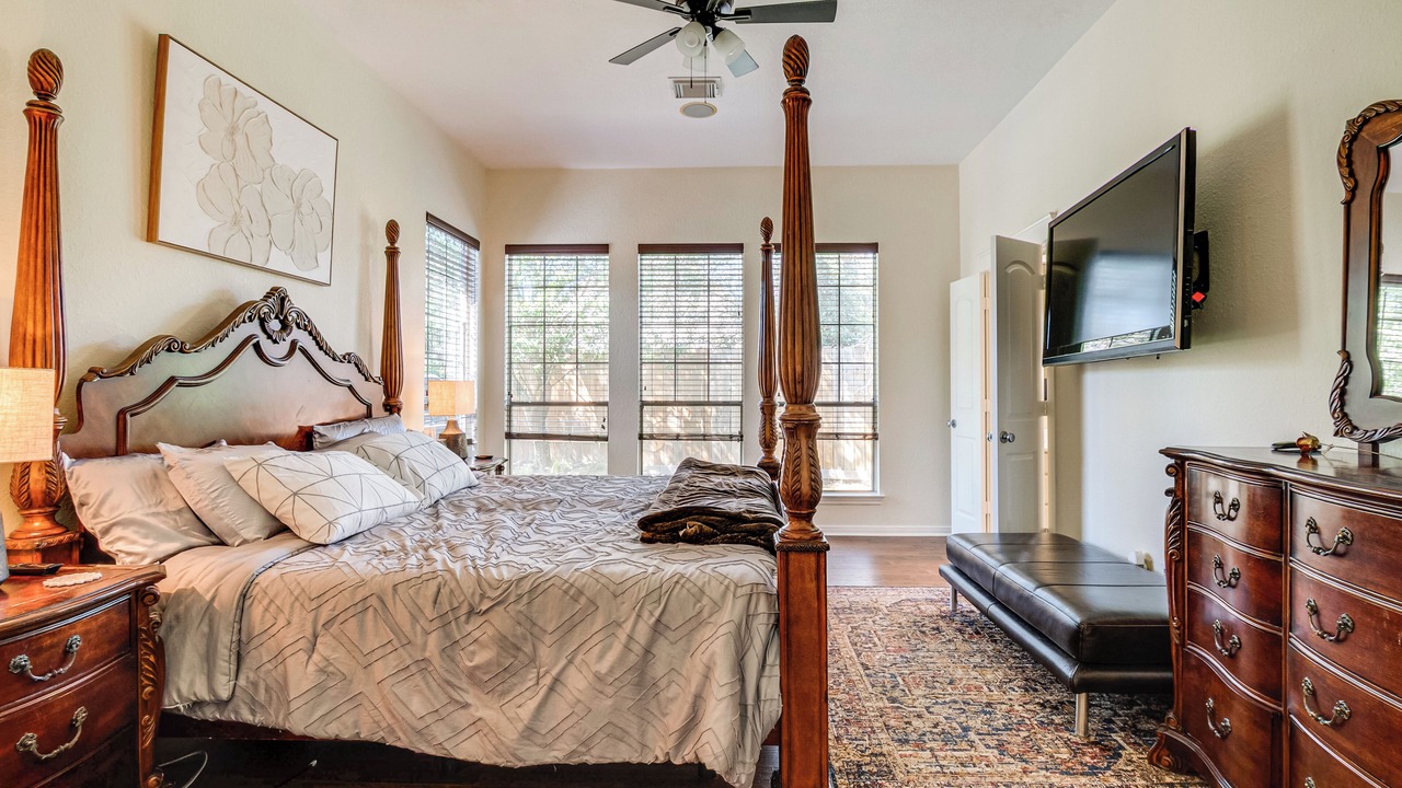 Photo of Bedroom in The Woodlands