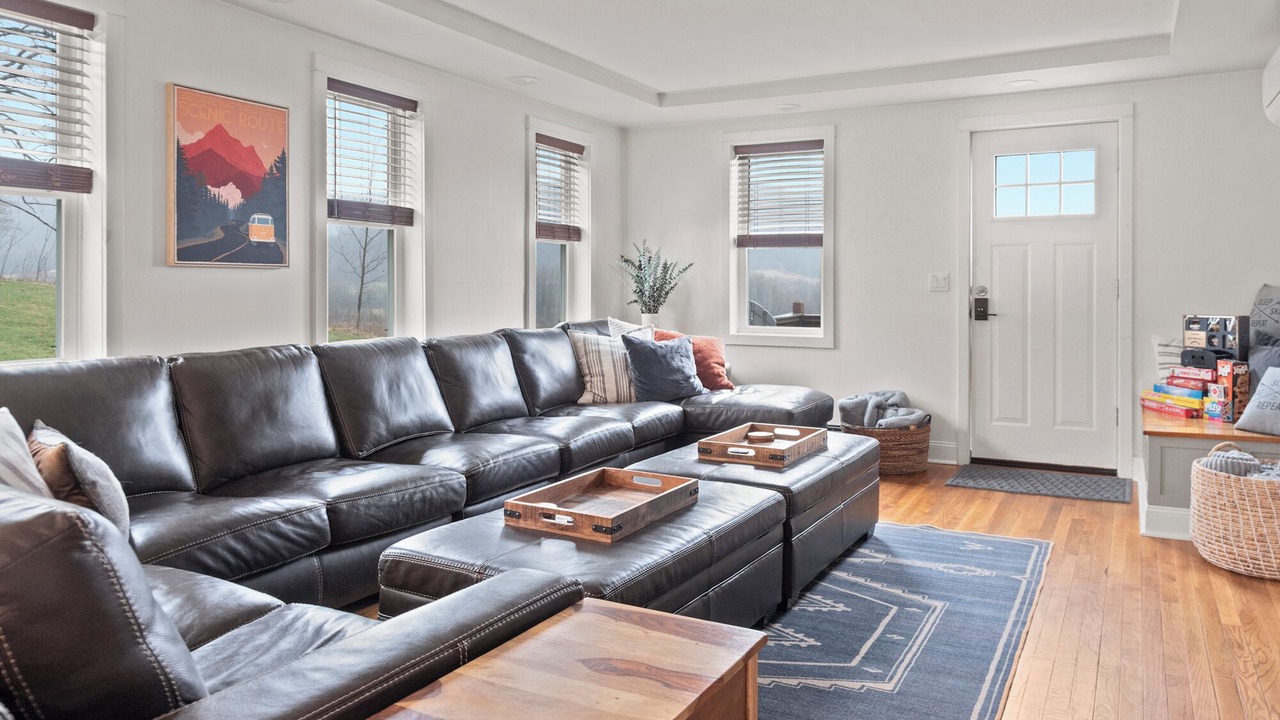 Photo of Livingroom in Great Valley