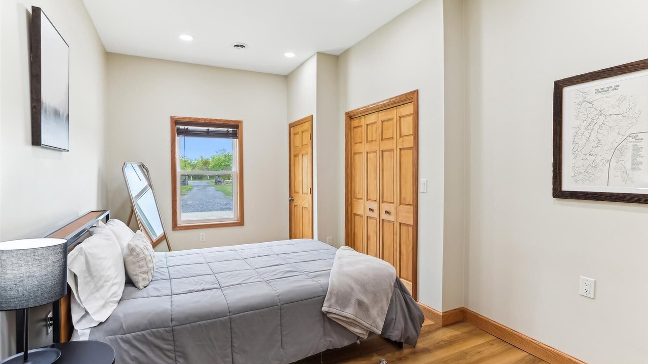 Photo of Bedroom in Davis