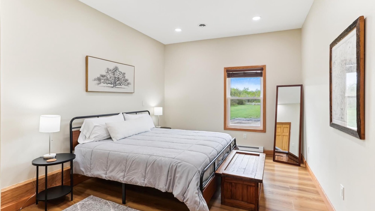 Photo of Bedroom in Davis