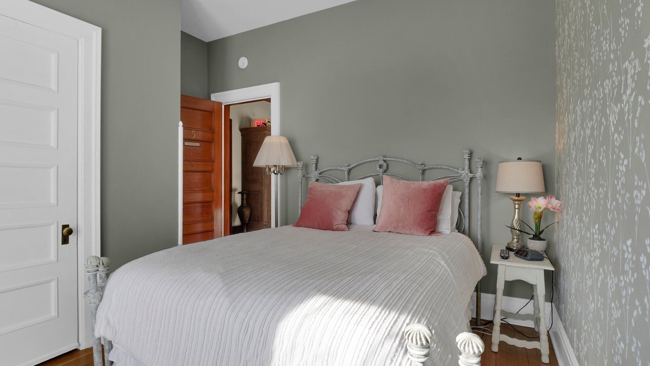 Photo of Bedroom in Olean