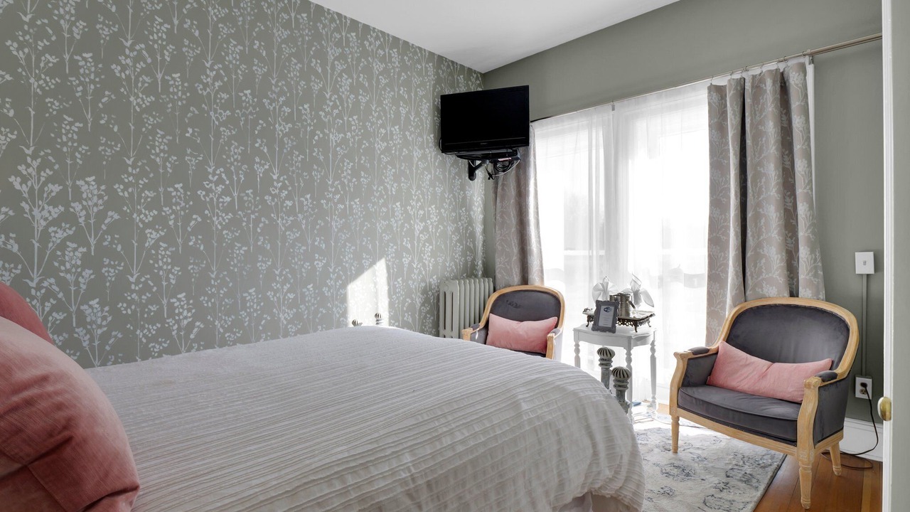 Photo of Bedroom in Olean