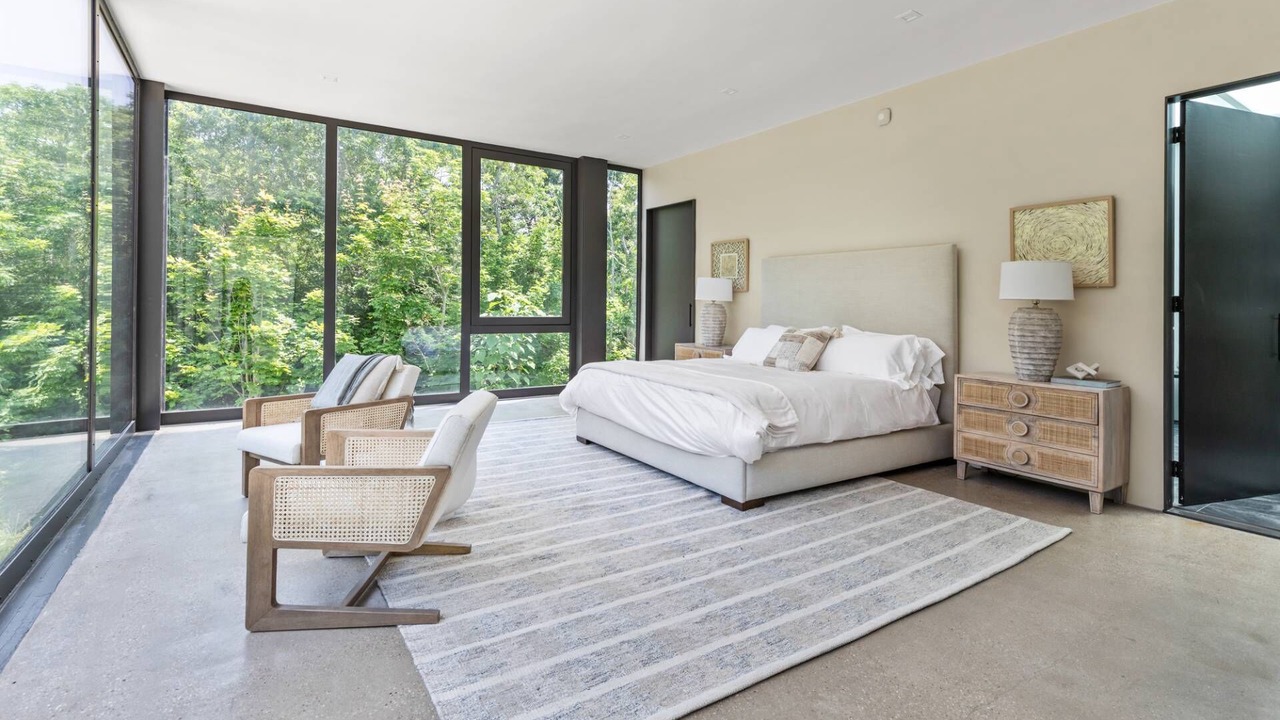 Photo of Bedroom in Springs