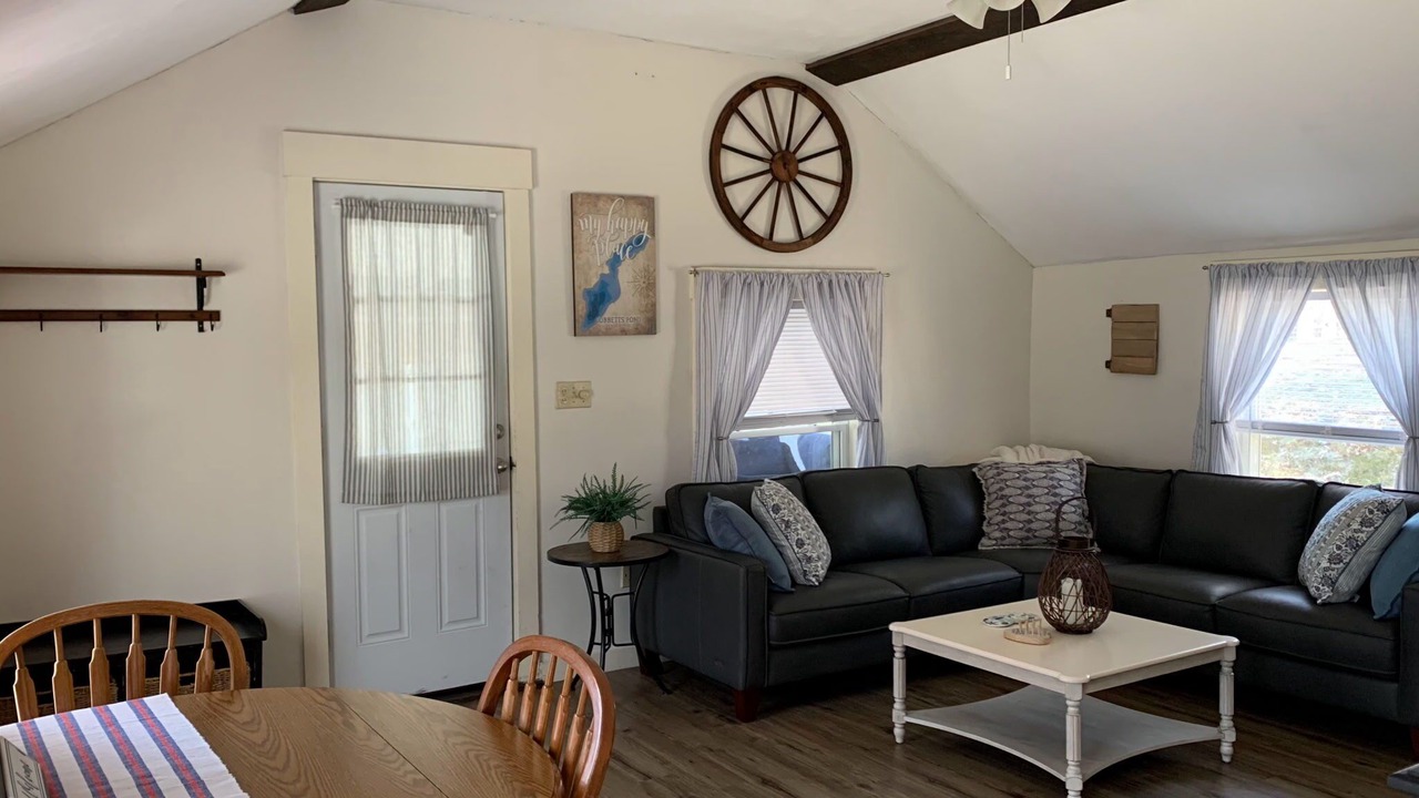 Photo of Livingroom in Windham