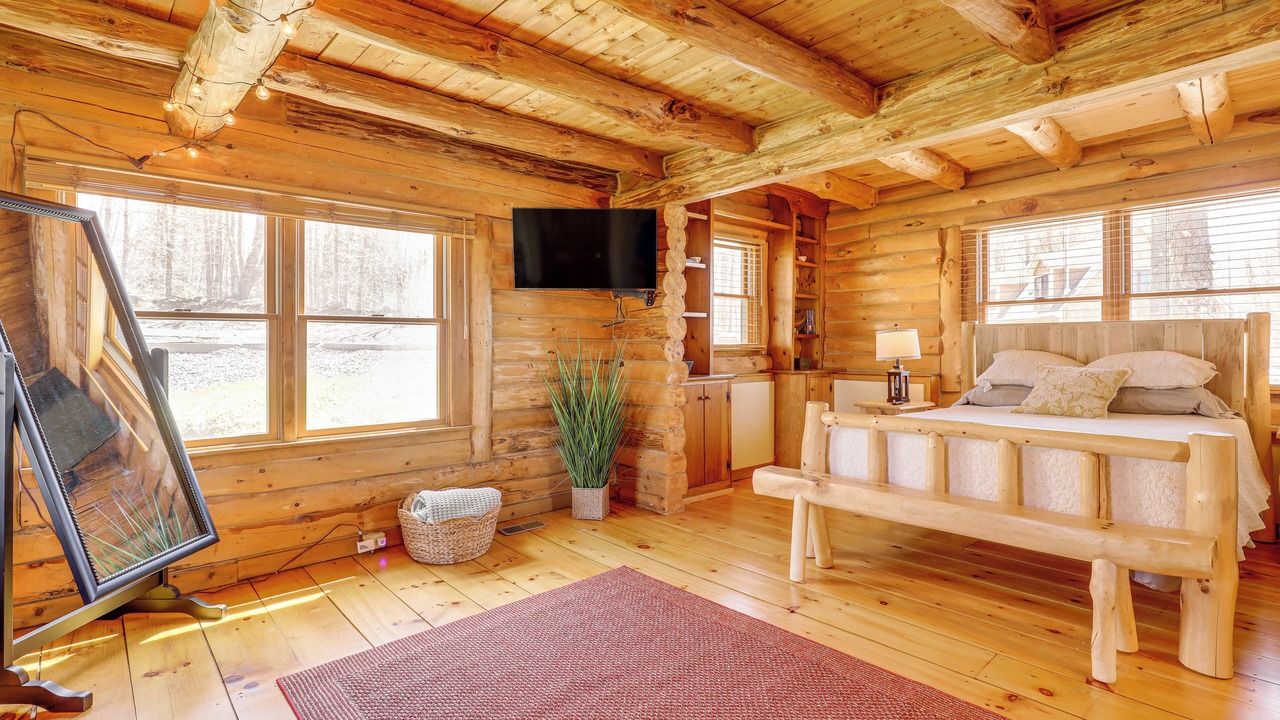 Photo of Bedroom in Walpole