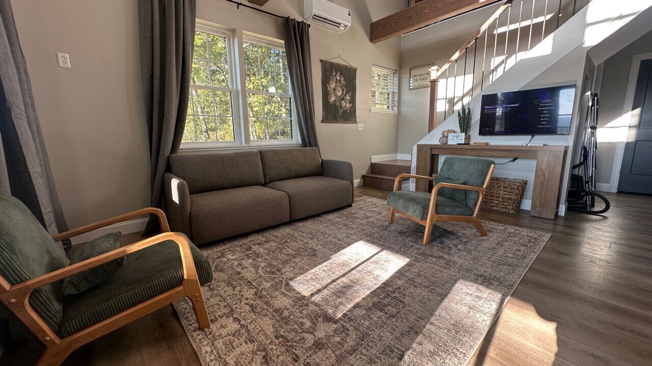 Photo of Livingroom in Bidwell