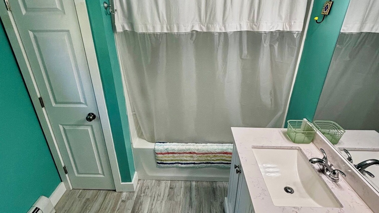 Photo of Bathroom in Pond Cove