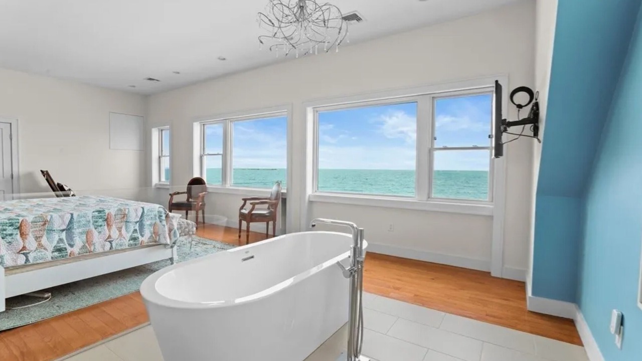 Photo of Bathroom in North Scituate