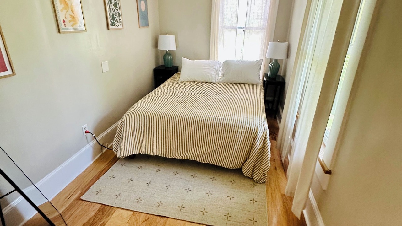 Photo of Bedroom in Shelburne