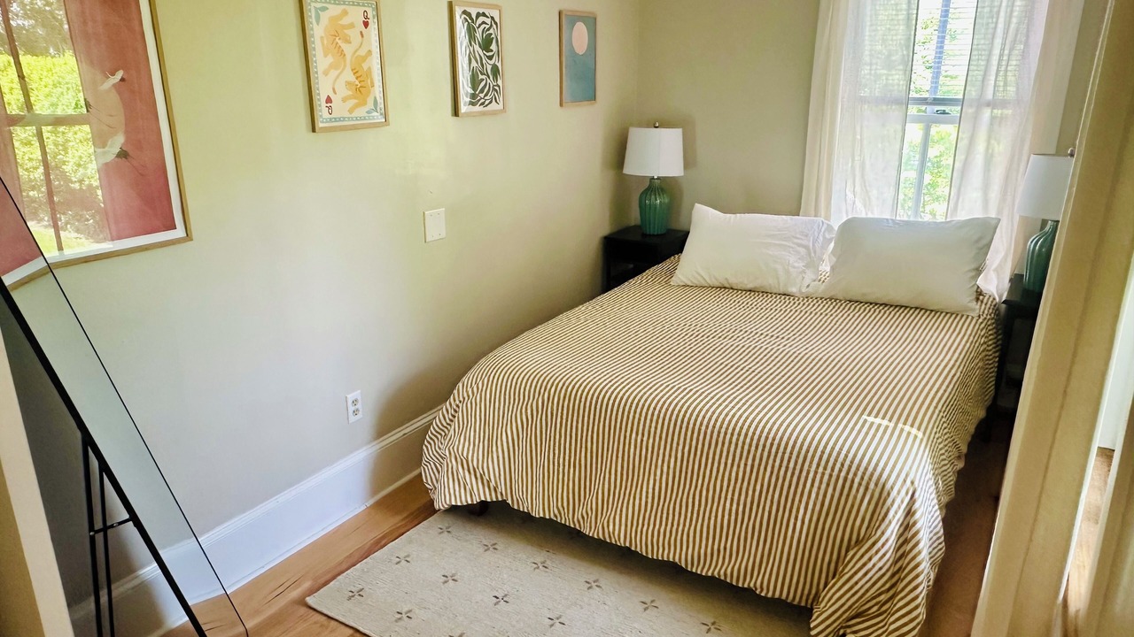 Photo of Bedroom in Shelburne