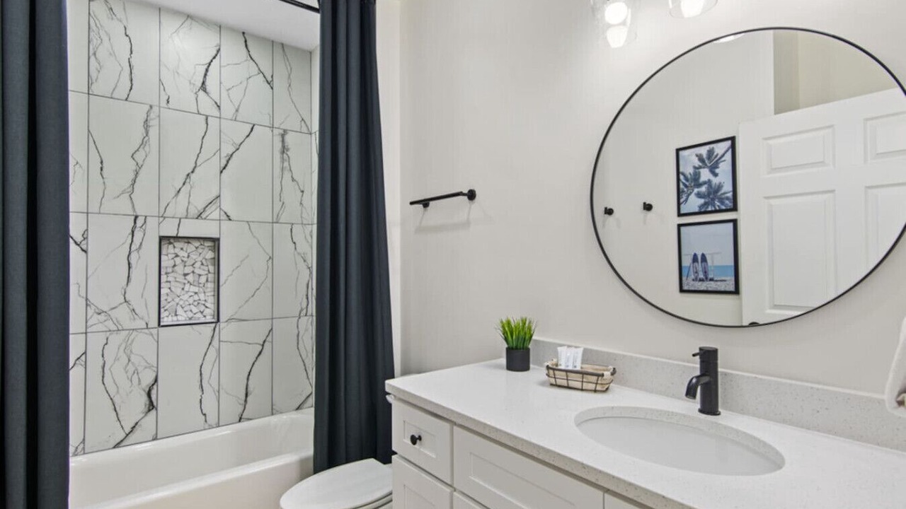Photo of Bathroom in West Panama City Beach