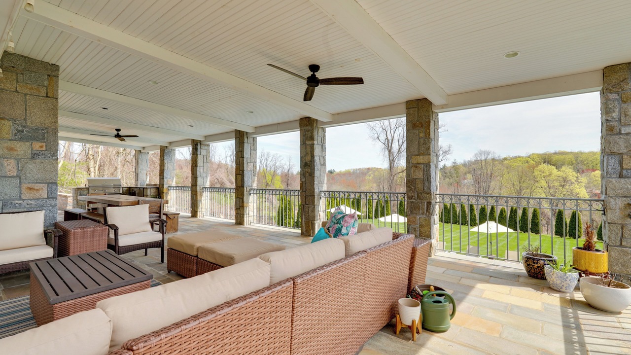 Photo of Patio Balcony in Katonah