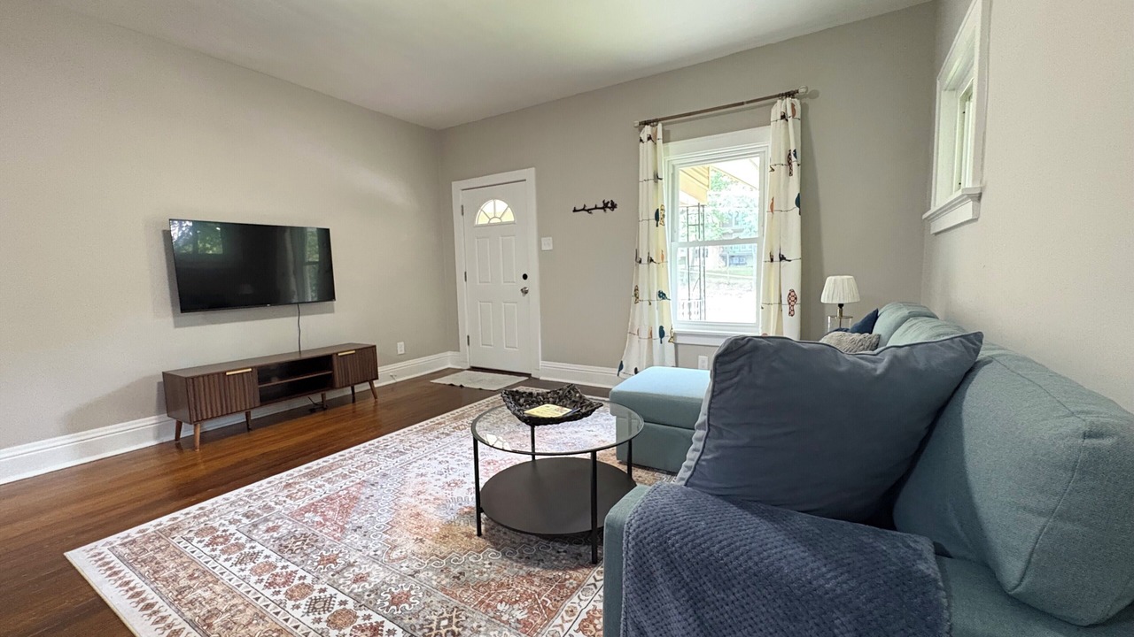 Photo of Livingroom in Westwood