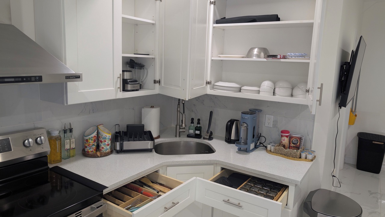 Photo of Kitchen in Elmont