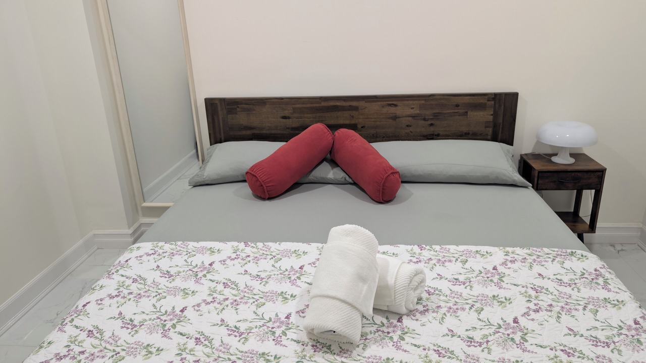 Photo of Bedroom in Elmont