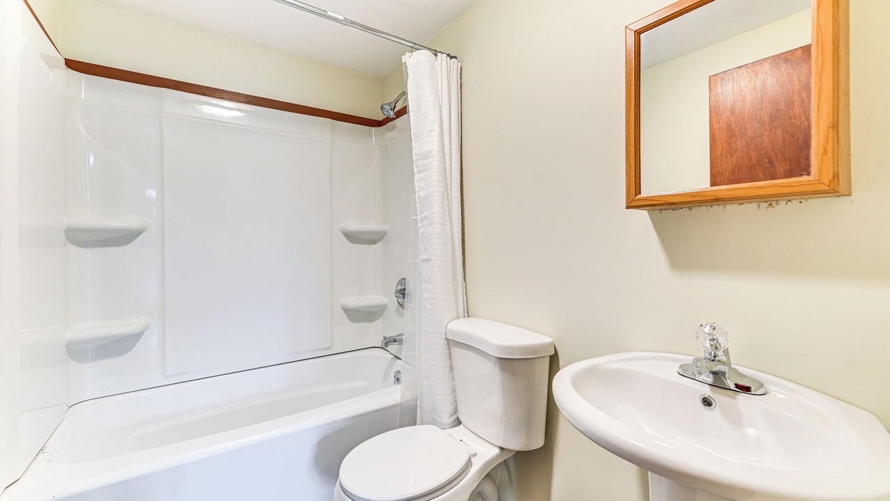 Photo of Bathroom in Hadley