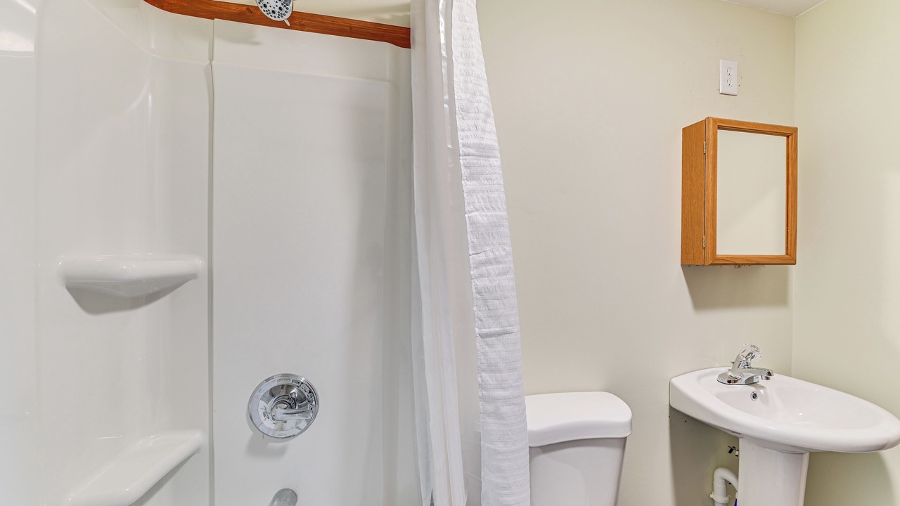 Photo of Bathroom in Hadley
