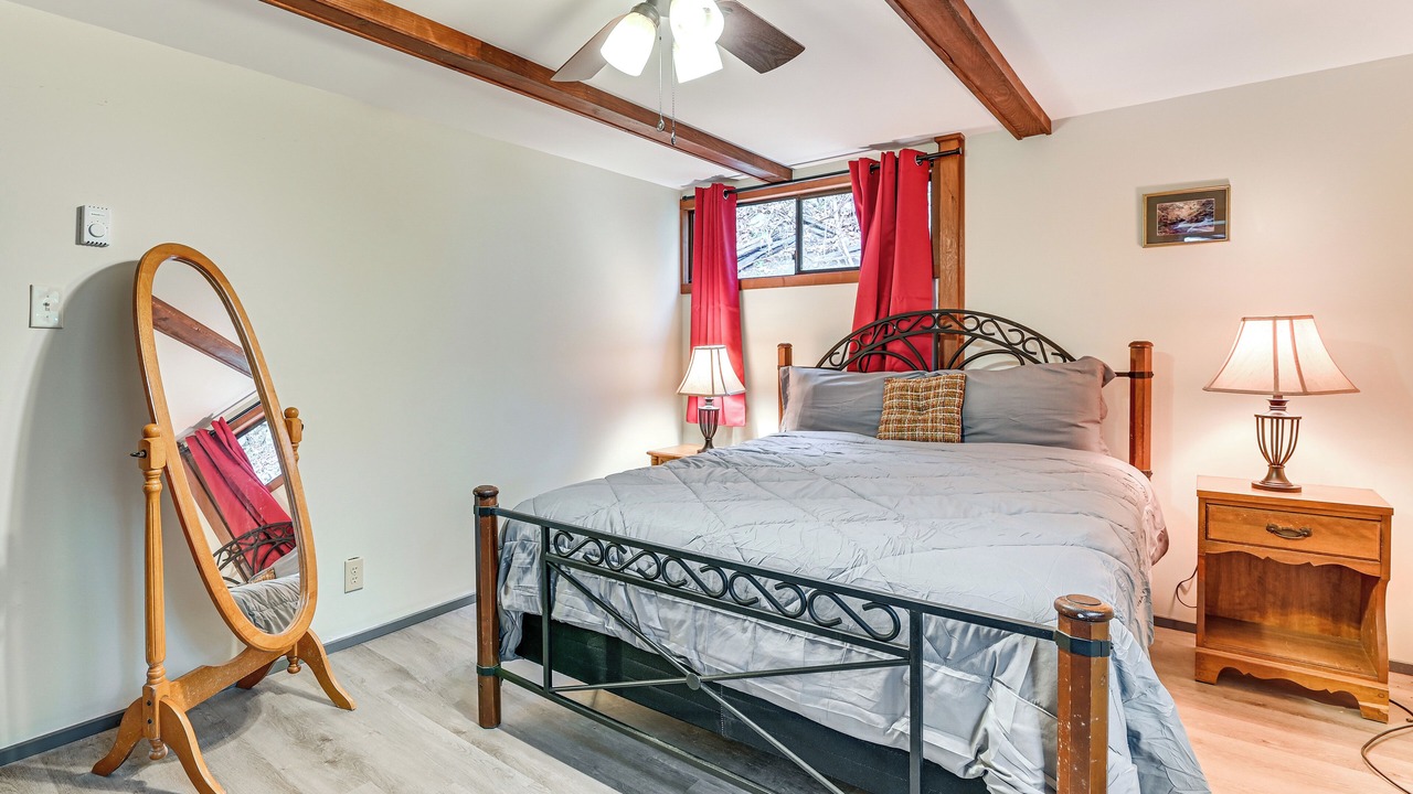Photo of Bedroom in Hadley