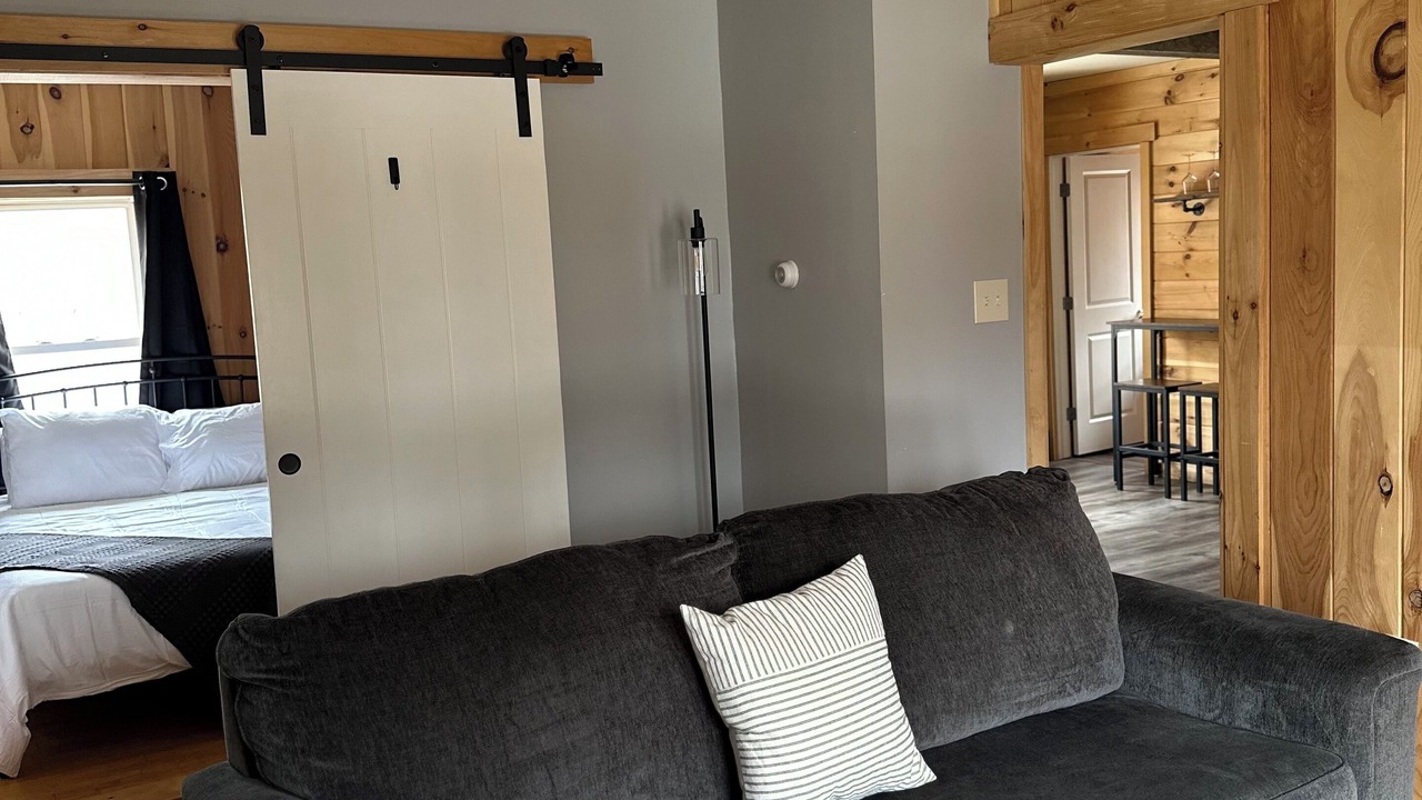 Photo of Livingroom in Auburn