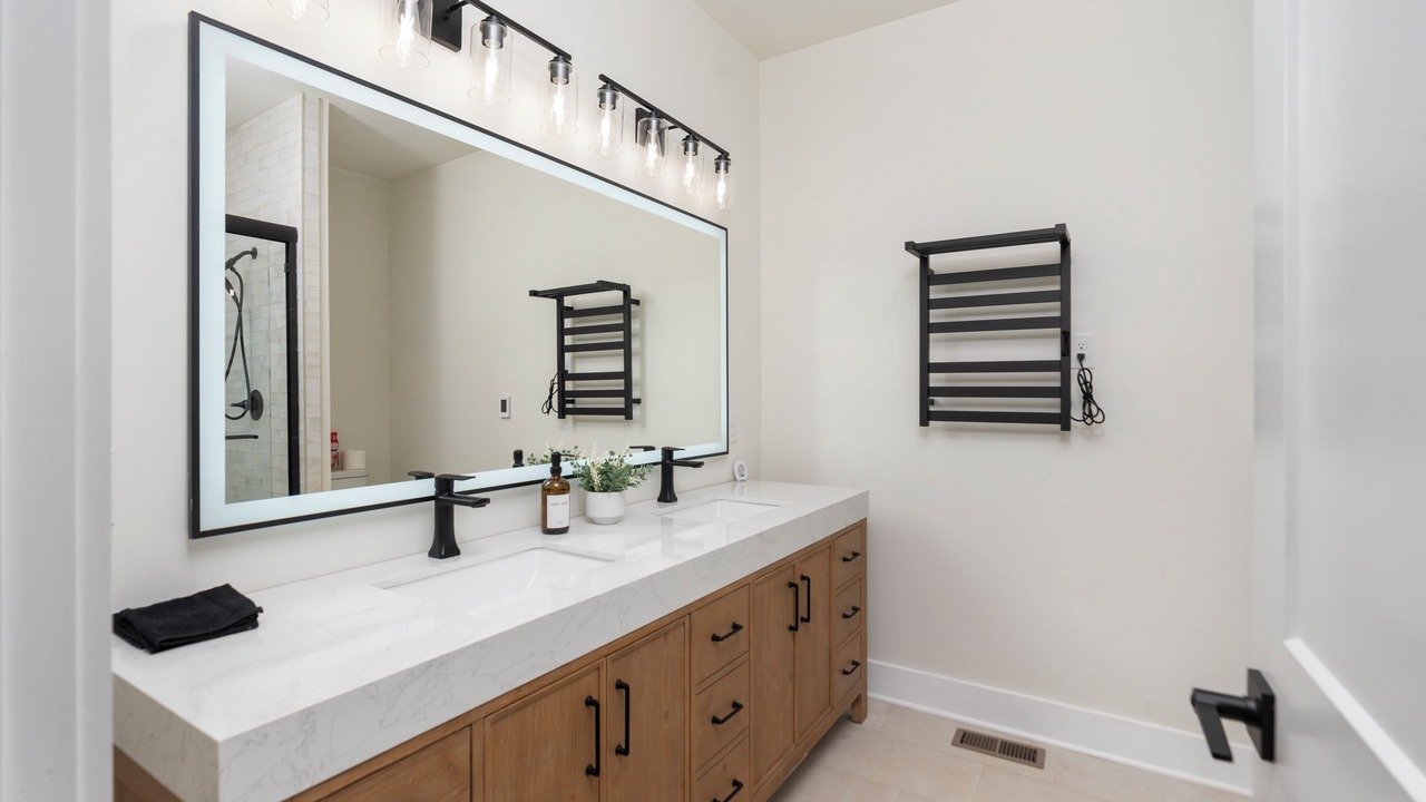 Photo of Bathroom in Shipman