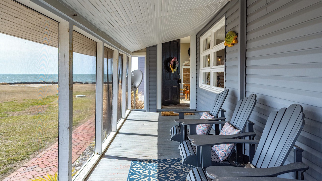 Photo of Patio Balcony in Crisfield