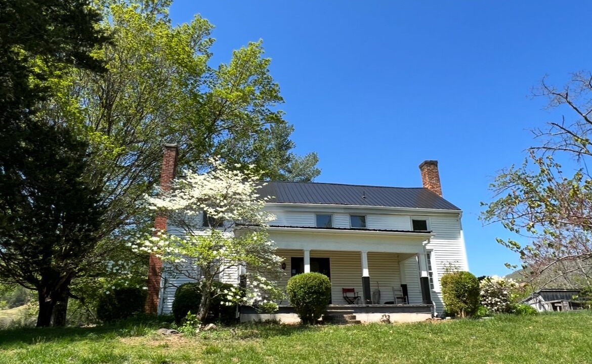 Photo of Outdoor in Peaks