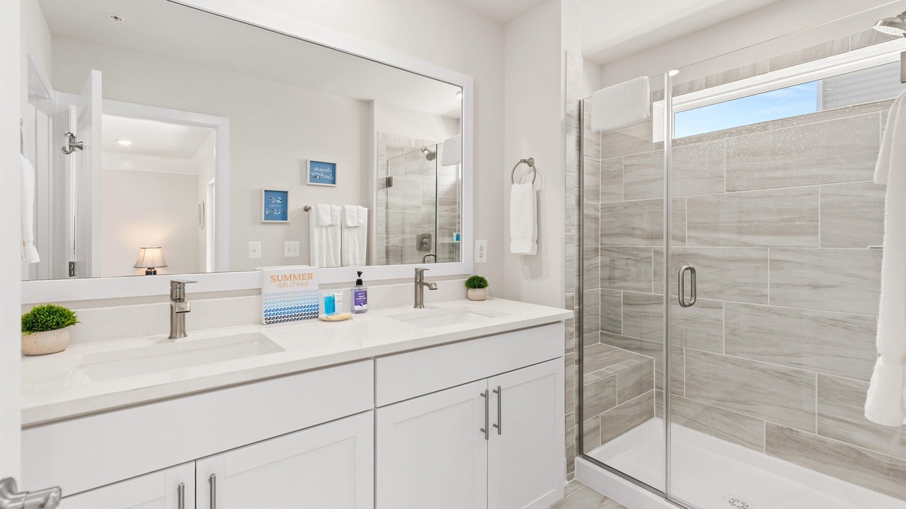 Photo of Bathroom in Caine Woods