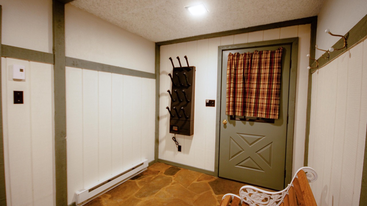 Photo of Bedroom in Snowshoe